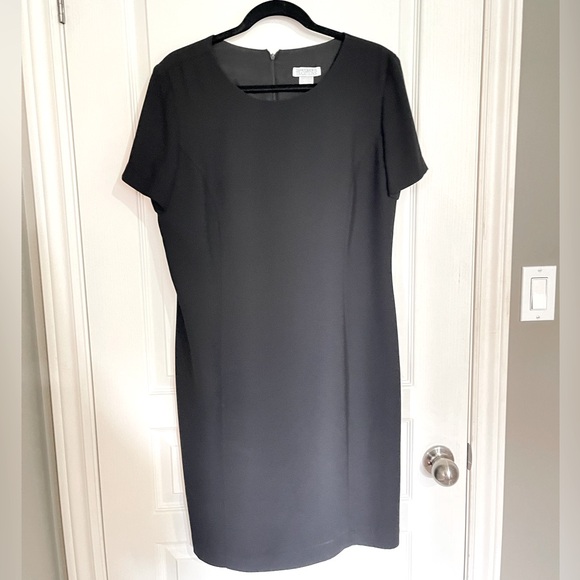 I’m selling a black dress with a black mini cover - Picture 3 of 3